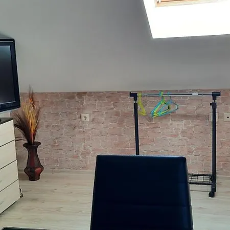 Apartamento студио изгрев *