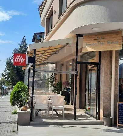 студио изгрев Apartman Burgasz